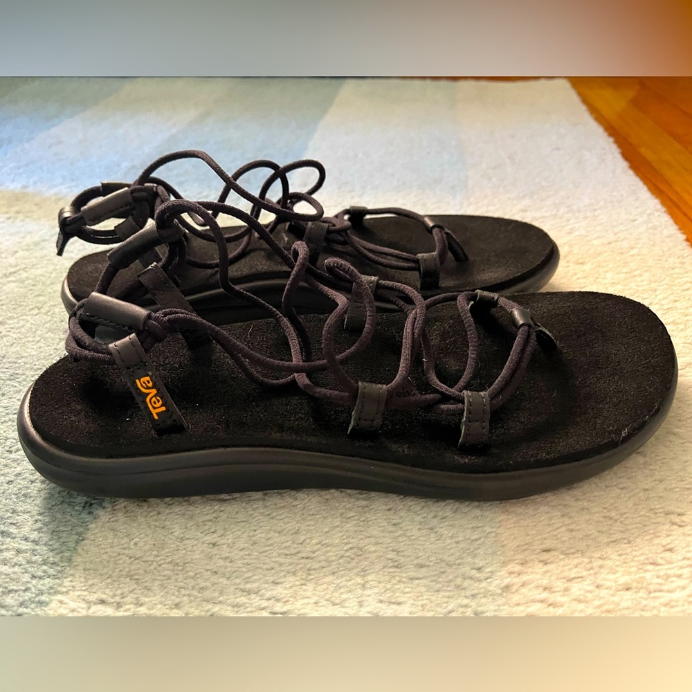 Teva Women’s Voya Infinity Sandal